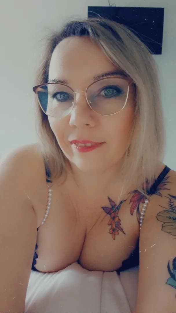 Coquinettte69 – MYM creator