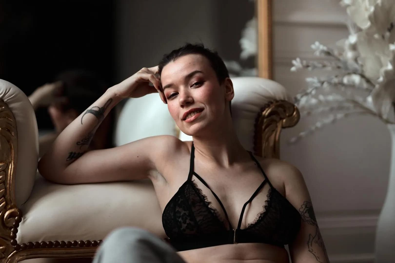 Lina_lnd – MYM creator profile picture