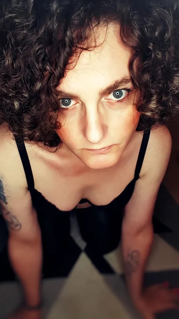 Maelle-transgenre – MYM creator