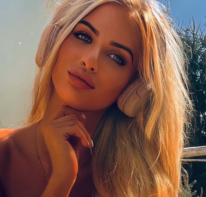 Skinnyblonde – MYM creator profile picture