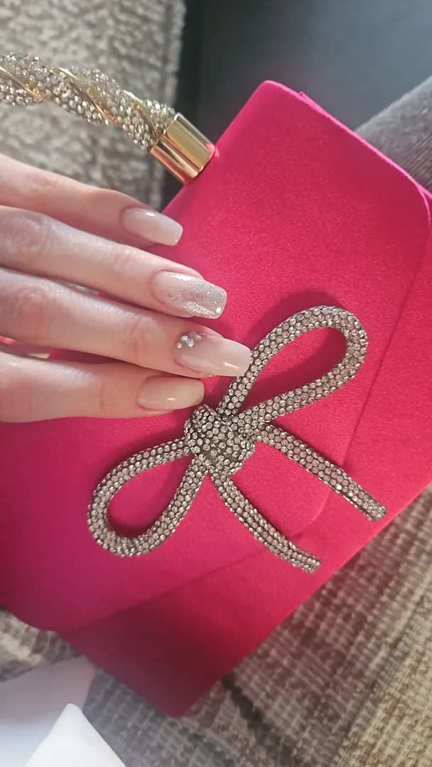 Divinebella – MYM creator profile picture