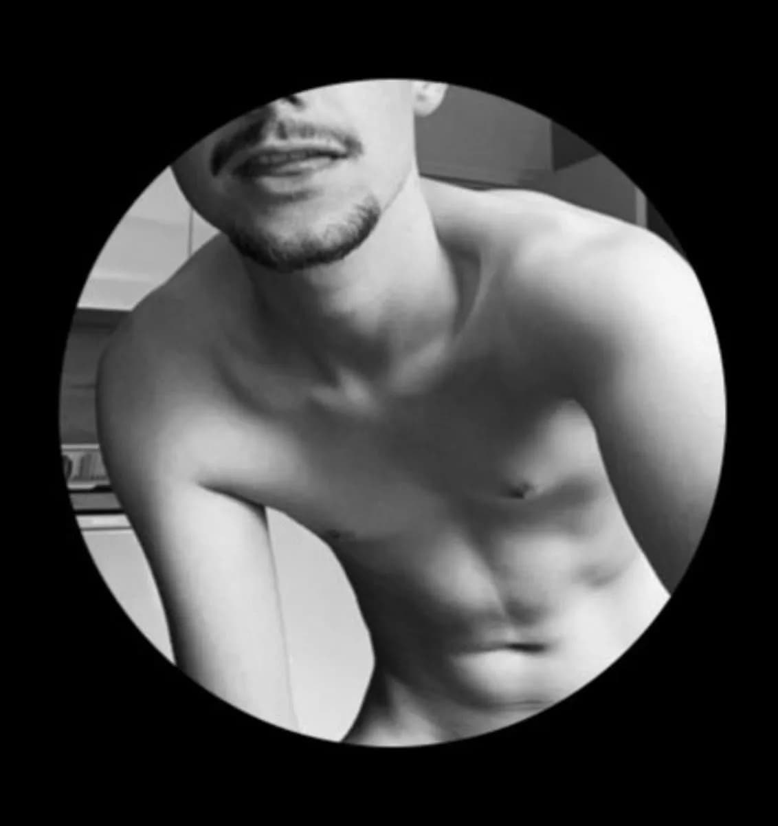 Elkinky14 – MYM creator profile picture