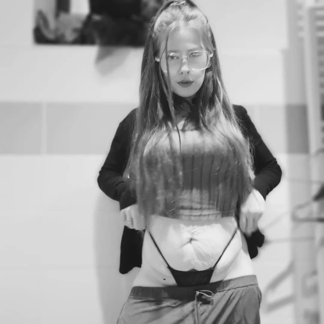 La_petite_biche – MYM creator