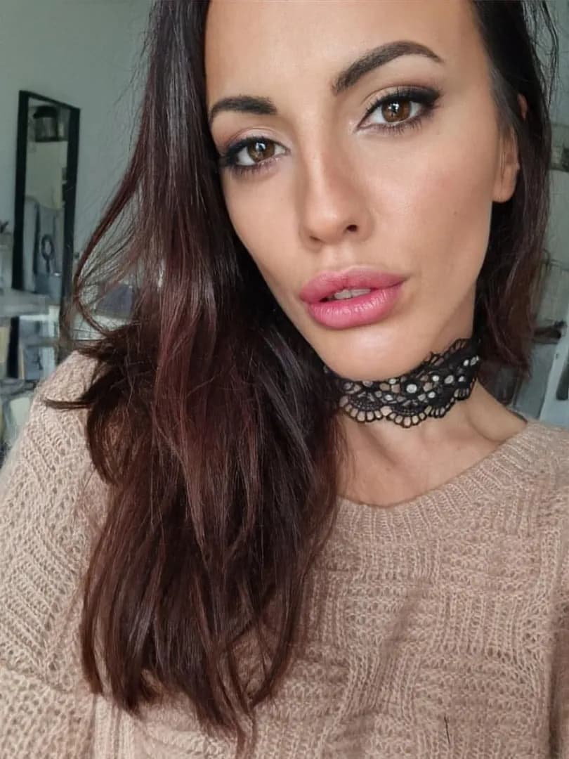 Lenaelle69 – MYM creator profile picture