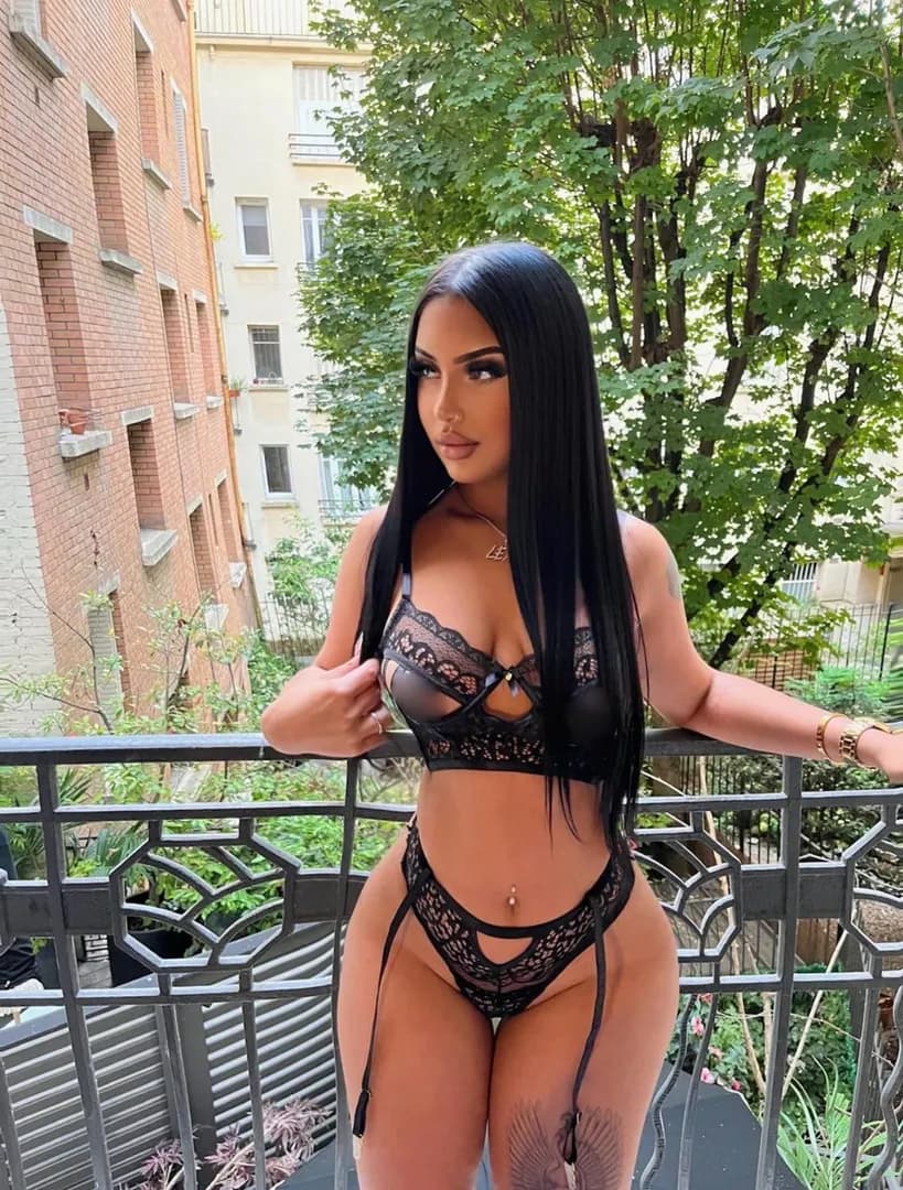 Lexaaoff – MYM creator