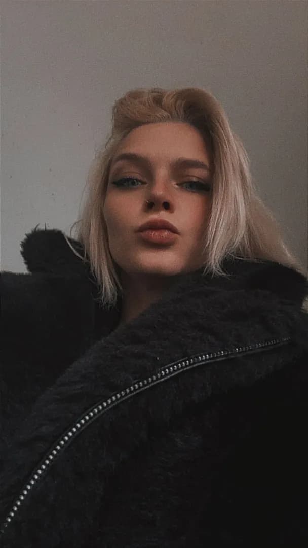 Lunaah_ – MYM creator profile picture