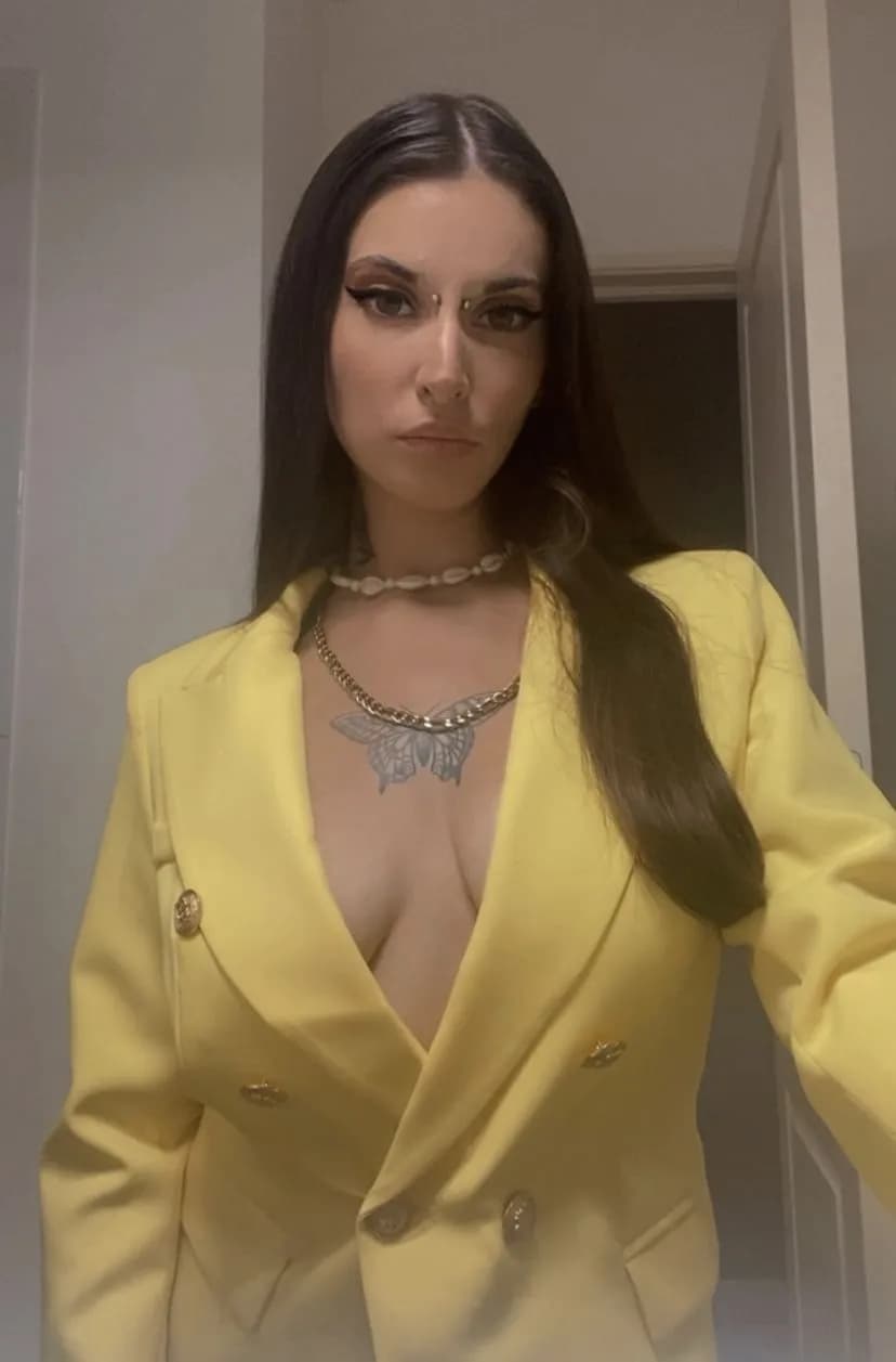 Madiii_org – MYM creator profile picture