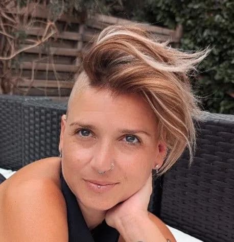 Meli_nobra – MYM creator