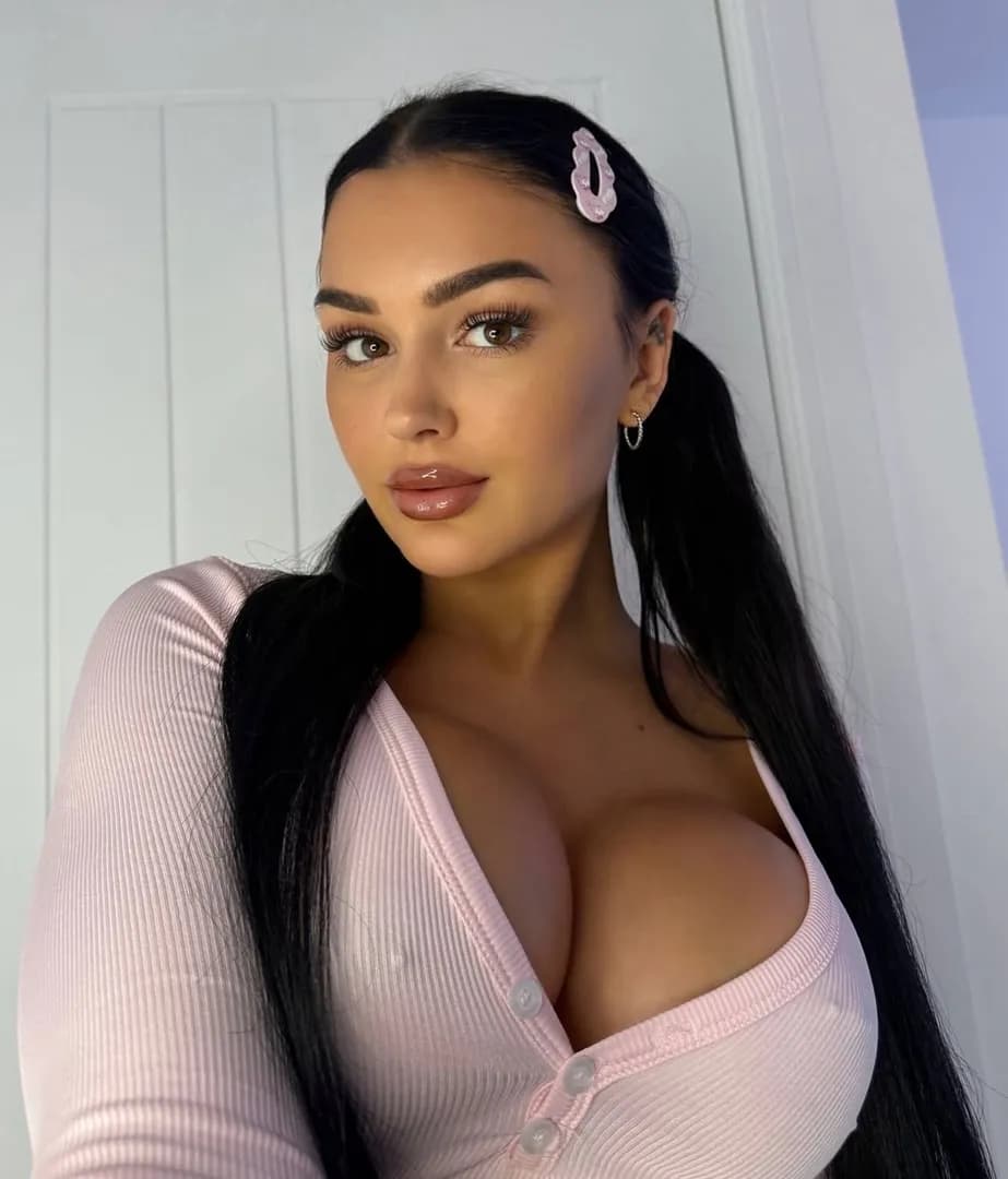 Milavpy – MYM creator