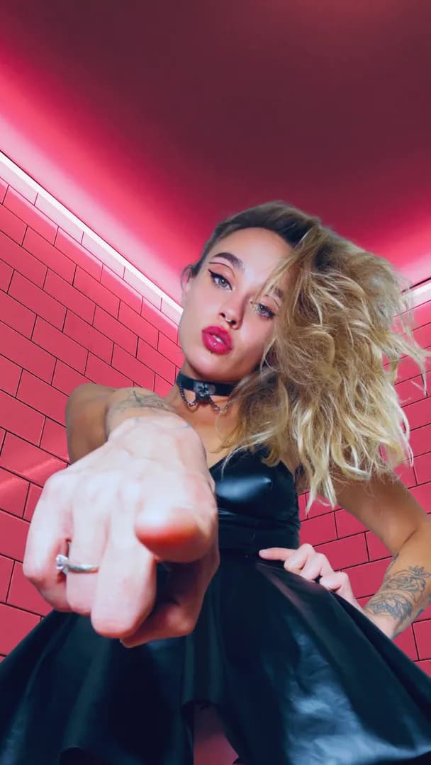 Mllecam โ MYM creator