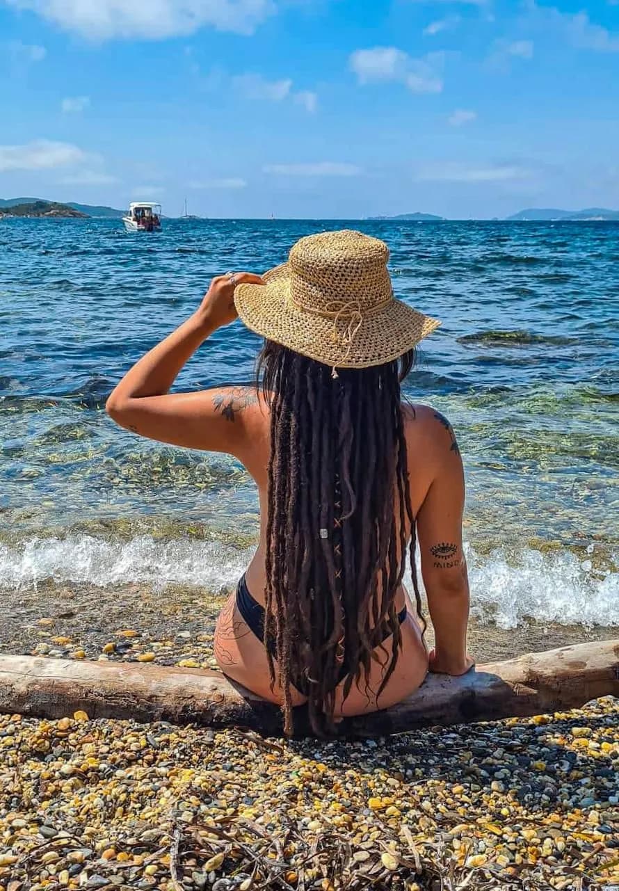 Mystic_l – MYM creator