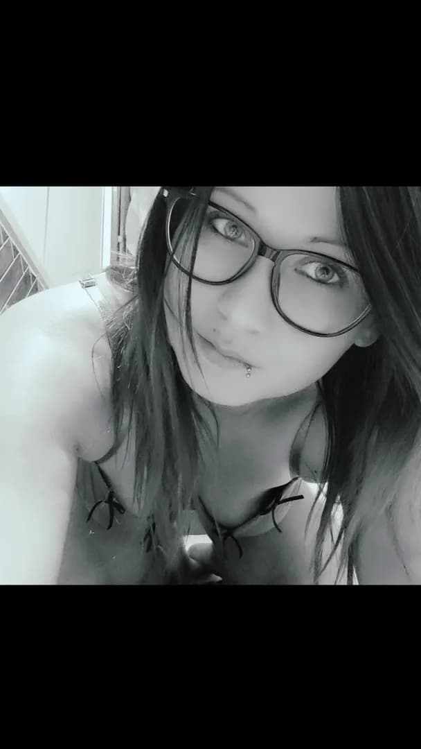 Oceane-coquine – MYM creator