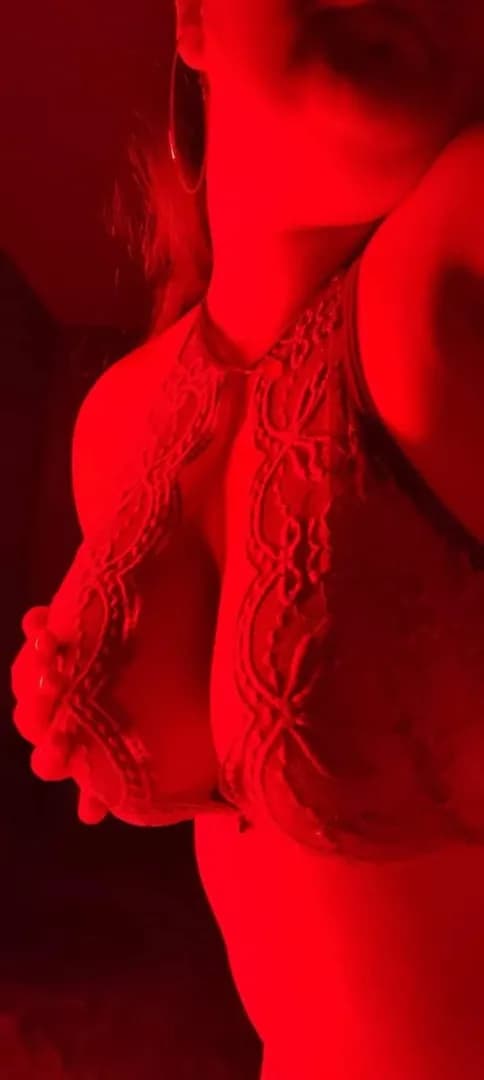 Petit-pandaaa – MYM creator profile picture