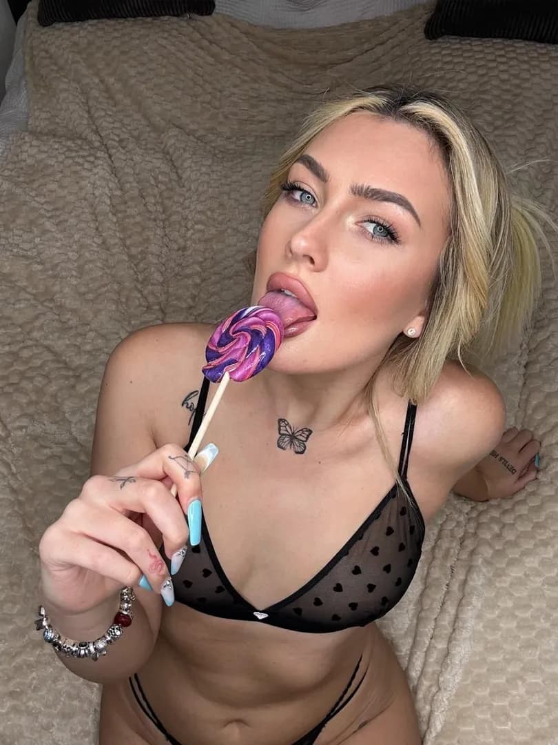 Stellablond13 – MYM creator profile picture